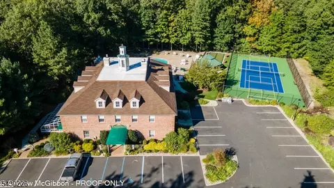 1302 Richmond Rd #302, West Milford, NJ 07480