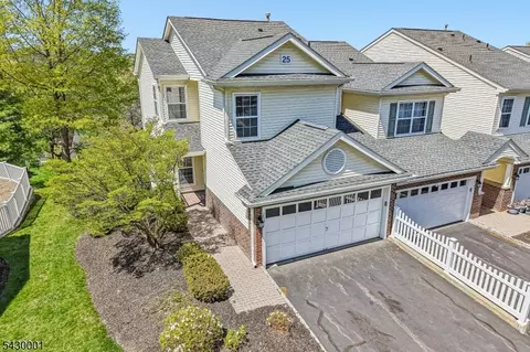 2501 Vantage Ct, Denville, NJ 07834