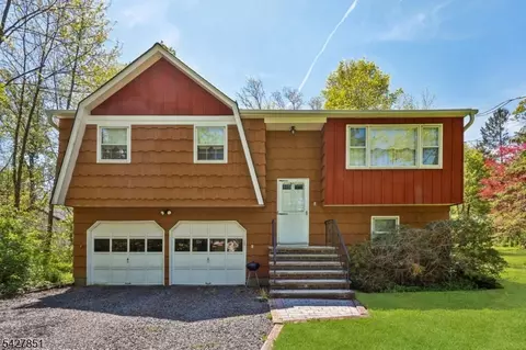 7 Hanover Ave, Warren, NJ 07059