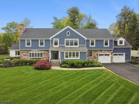 18 Sandy Hill Rd, Chatham Twp, NJ 07928
