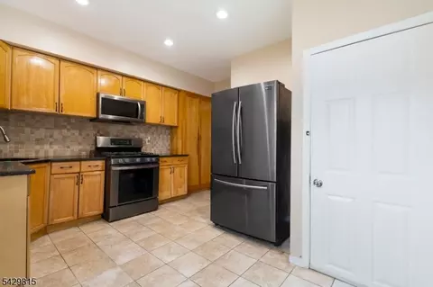 137 Central Ave, Hackensack, NJ 07601 photo 8