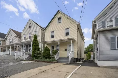Exterior - 137 Central Ave, Hackensack, NJ 07601 photo 2 of 4