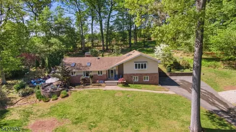 123 Old Clinton Rd, Flemington, NJ 08822
