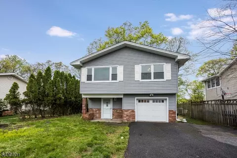636 Bensel Dr, Landing, NJ 07850