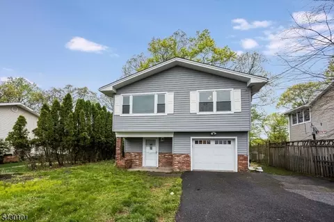 636 Bensel Dr, Landing, NJ 07850