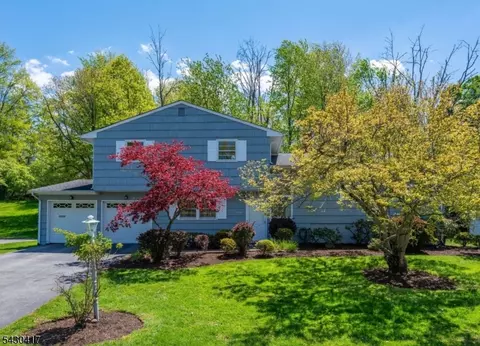 7 Waddington Ave, West Orange, NJ 07052