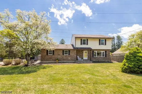 16 Abrams Rd, Milford, NJ 08848