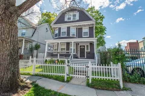 191 Smith St, Newark, NJ 07106