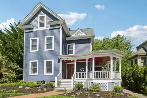 31 Maple Ave, Madison, NJ 07940