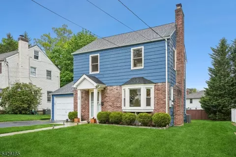 93 S Prospect St, Verona, NJ 07044