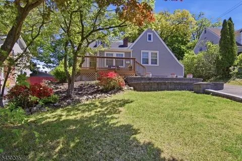 14 Espy Rd, Caldwell, NJ 07006