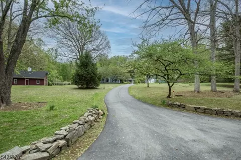 119 Turtleback Rd, Califon, NJ 07830 photo 3