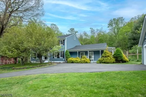 119 Turtleback Rd, Califon, NJ 07830