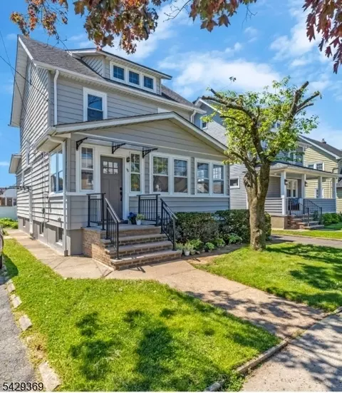 146 W Grant Ave, Roselle Park, NJ 07204