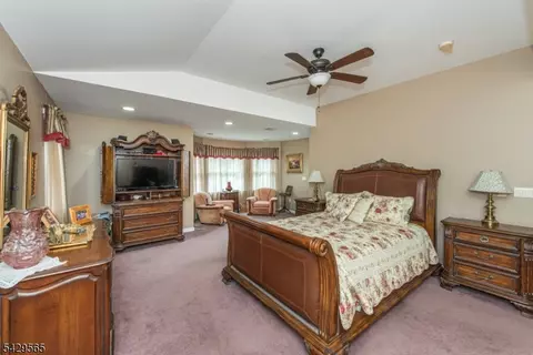 Bedroom - 37 Thomas Ter, Wayne, NJ 07470 photo 2 of 6