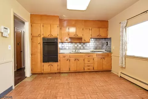 5 Burnside Pl, Wayne, NJ 07470 photo 22