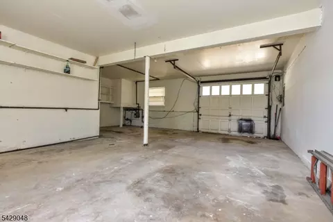 5 Burnside Pl, Wayne, NJ 07470 photo 33