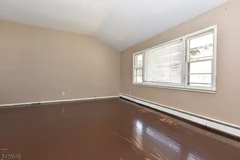5 Burnside Pl, Wayne, NJ 07470 photo 18