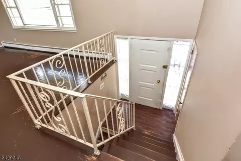 5 Burnside Pl, Wayne, NJ 07470 photo 17