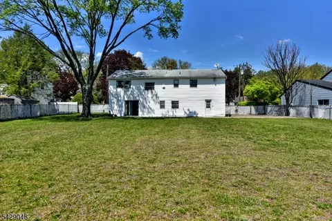 5 Burnside Pl, Wayne, NJ 07470 photo 15