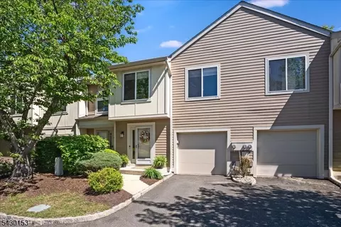 2103 Park Pl, Springfield, NJ 07081