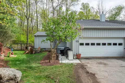 15 Christy Ln #LEFT, Sparta, NJ 07871