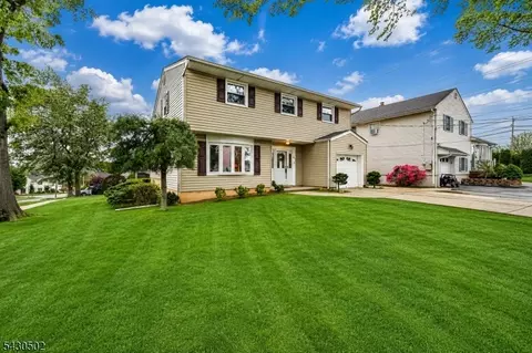 32 Crestwood Ave, Nutley, NJ 07110