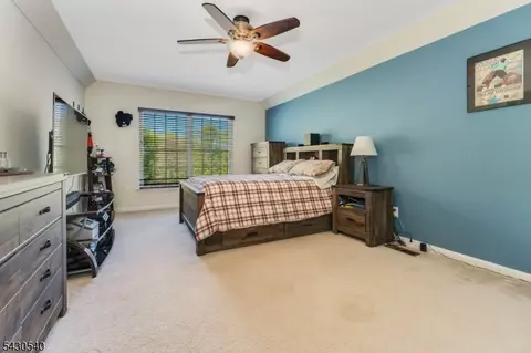 Bedroom - 9 Hawk Dr, Ringoes, NJ 08551 photo 4 of 5