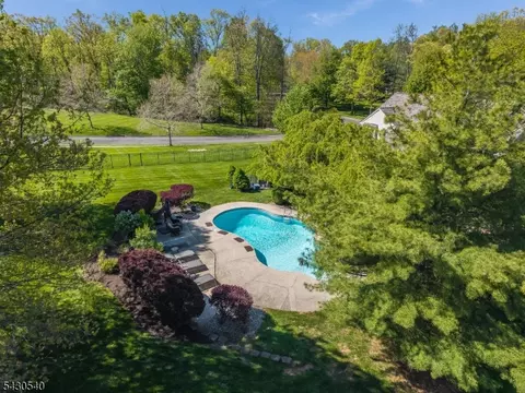 Exterior - 9 Hawk Dr, Ringoes, NJ 08551 photo 13 of 13