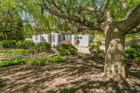 Exterior - 9 Hawk Dr, Ringoes, NJ 08551 photo 10 of 13