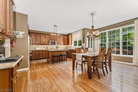 Dining - 9 Hawk Dr, Ringoes, NJ 08551 photo 1 of 3
