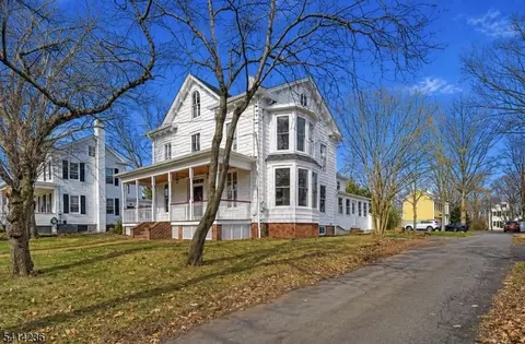 23 Amwell Rd, Hillsborough, NJ 08844