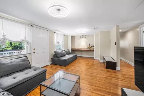 124 Crain Rd, Paramus, NJ 07652 photo 24