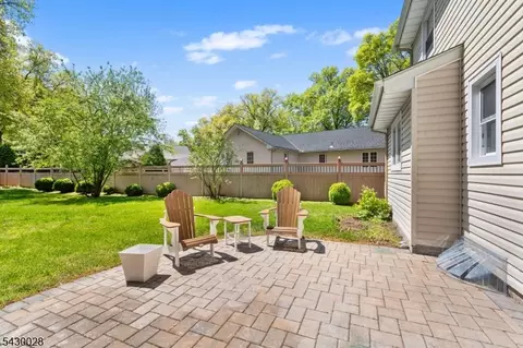 124 Crain Rd, Paramus, NJ 07652 photo 43