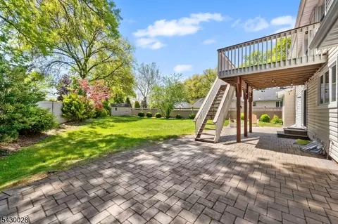 124 Crain Rd, Paramus, NJ 07652 photo 42