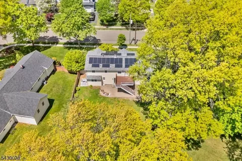 124 Crain Rd, Paramus, NJ 07652 photo 48