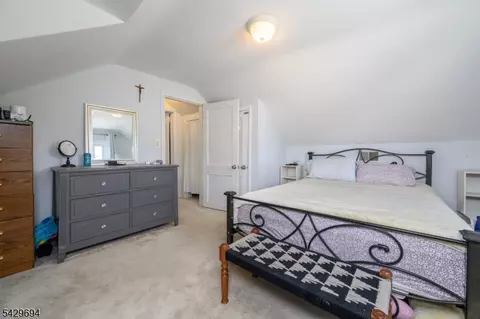Bedroom - 49 Colonial Dr, Clark, NJ 07066 photo 3 of 7