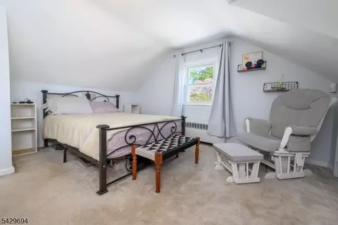 Bedroom - 49 Colonial Dr, Clark, NJ 07066 photo 4 of 7