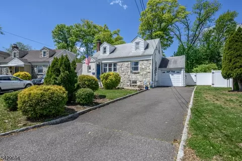 Exterior - 49 Colonial Dr, Clark, NJ 07066 photo 6 of 6