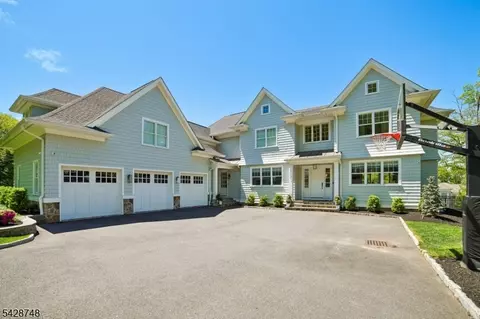 132 Hartshorn Dr, Millburn Twp, NJ 07078