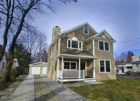 27 Forest Rd, Budd Lake, NJ 07828