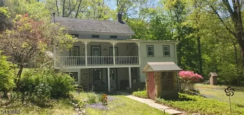 148 Mount Grove Rd, Califon, NJ 07830