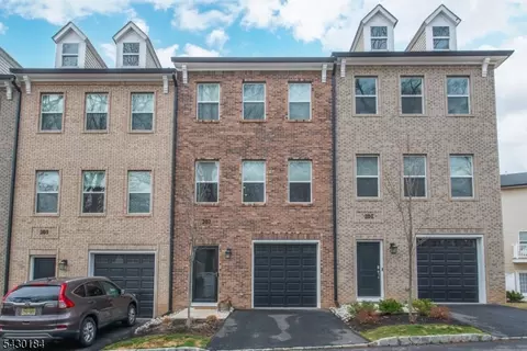 202 Abbe Rd, Little Falls Twp, NJ 07424