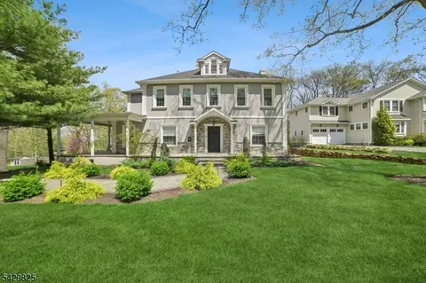 152 Murray Hill Blvd, New Providence, NJ 07974