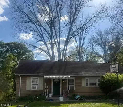 155 Preston Rd, Milford, NJ 08848