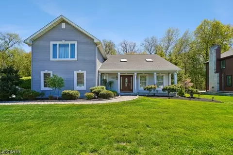 202 Toner Rd, Boonton, NJ 07005