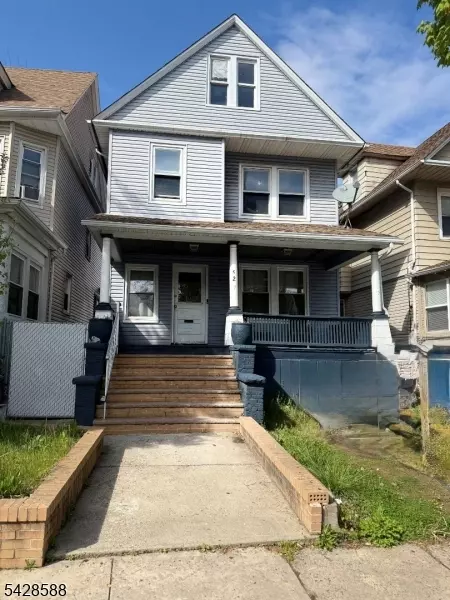 52 Clifford St, East Orange, NJ 07018