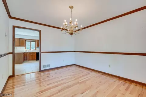 194 Plainfield Rd, Edison, NJ 08820 photo 23
