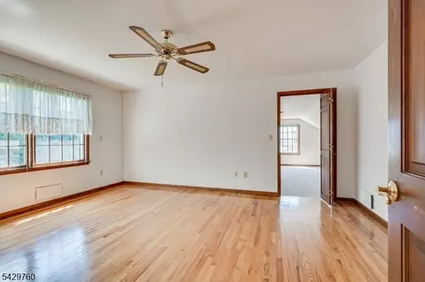 194 Plainfield Rd, Edison, NJ 08820 photo 17