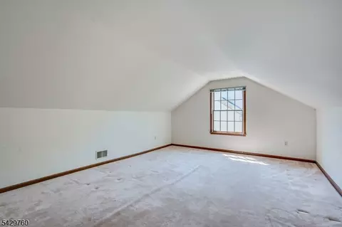 194 Plainfield Rd, Edison, NJ 08820 photo 12